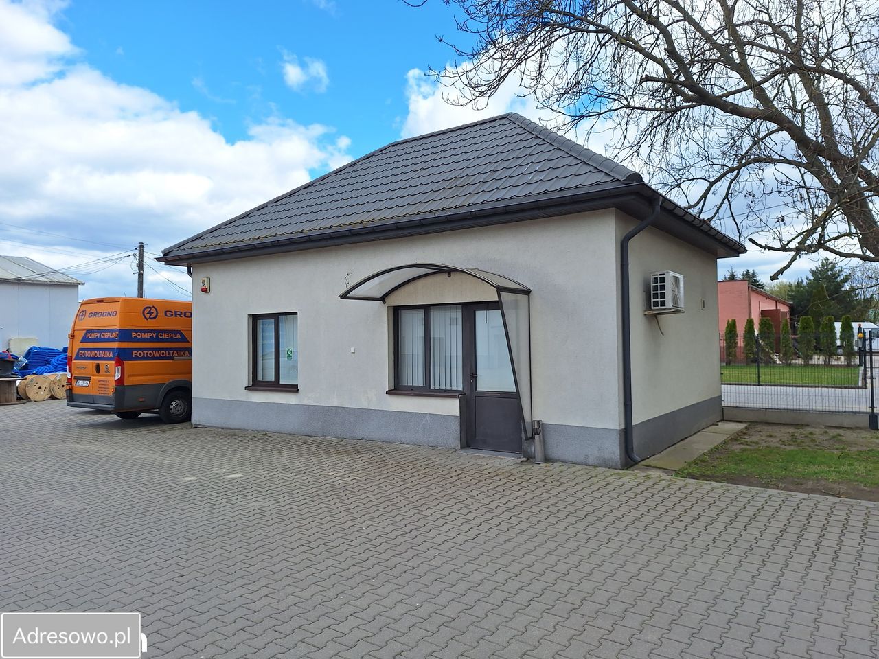 Lokal Ożarów Mazowiecki, ul. Poznańska. Zdjęcie 1