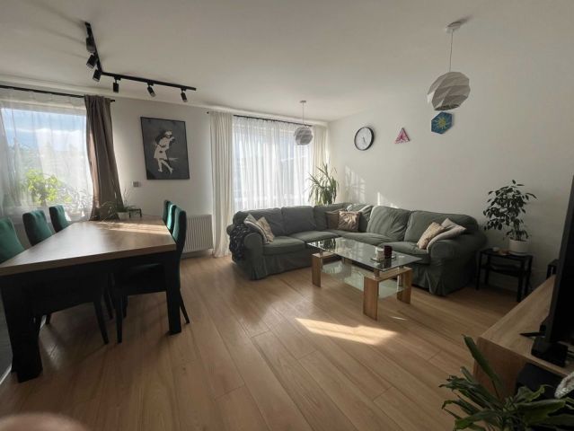 Mieszkanie 4-pokojowe Łódź Stoki, ul. Listopadowa. Zdjęcie 1