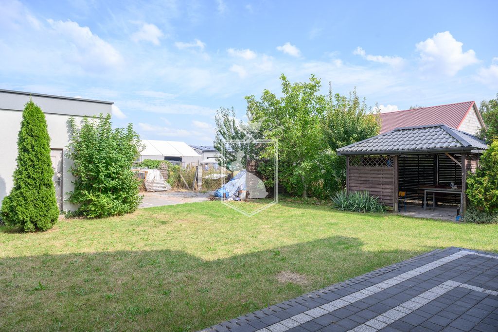 bliźniak, 5 pokoi Radzymin. Zdjęcie 19