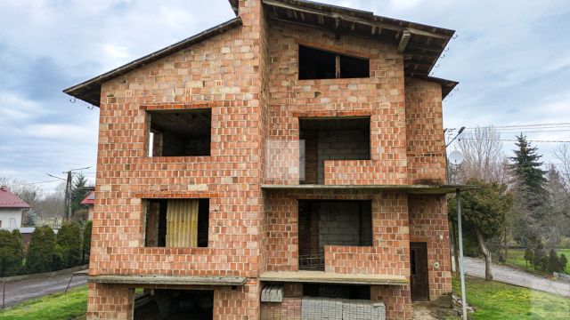 dom wolnostojący, 6 pokoi Gorliczyna. Zdjęcie 1