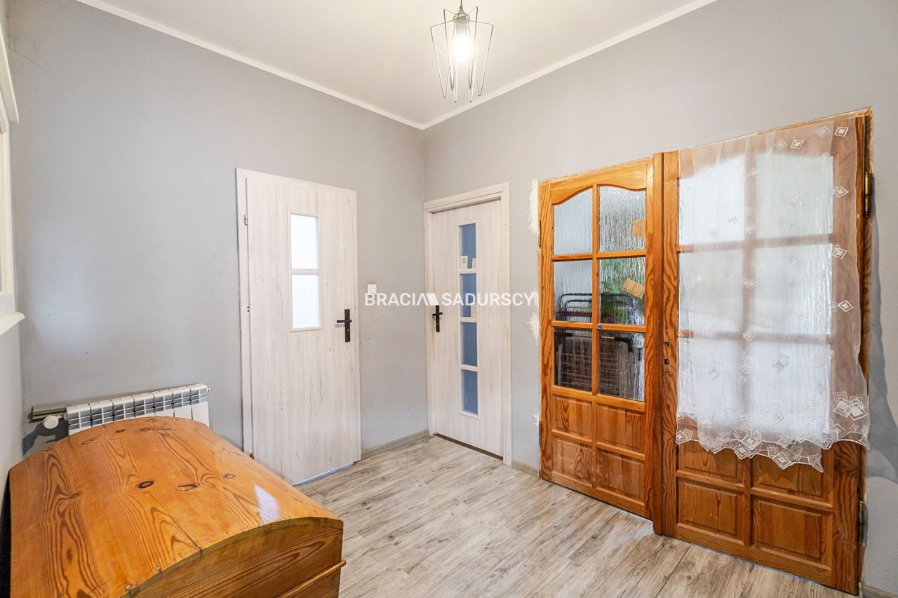 dom wolnostojący, 7 pokoi Myślenice. Zdjęcie 30