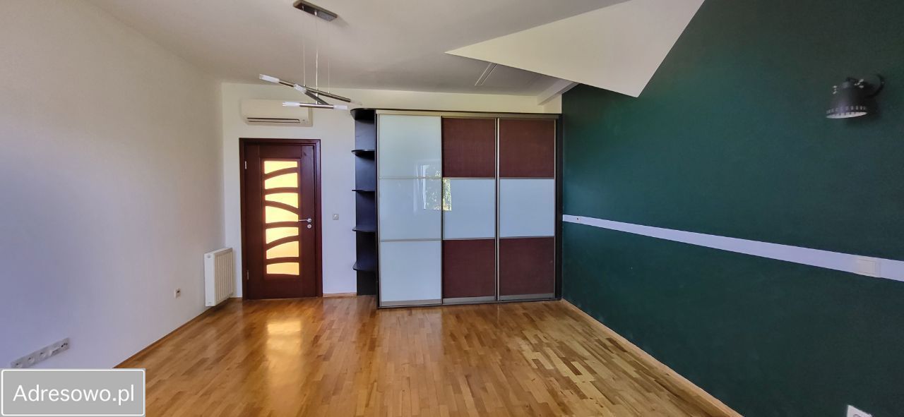 dom wolnostojący, 7 pokoi Librantowa