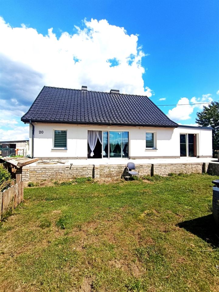 dom wolnostojący, 6 pokoi Radzanek. Zdjęcie 2