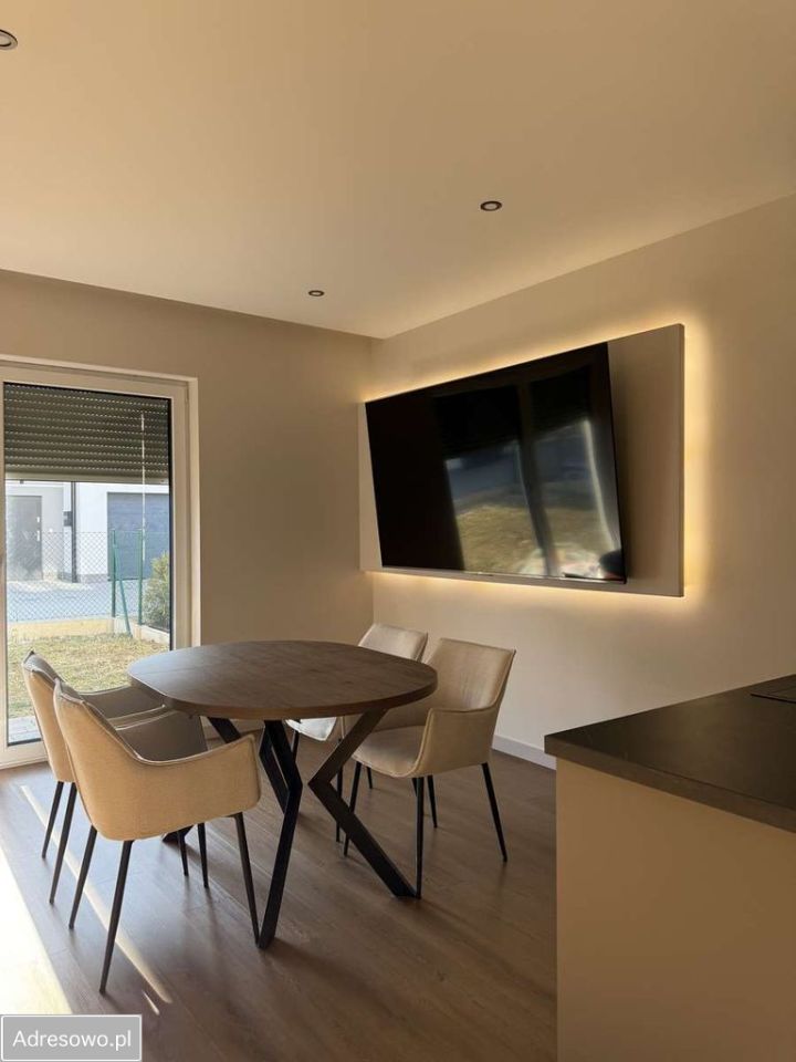 bliźniak, 4 pokoje Kiełczówek. Zdjęcie 12