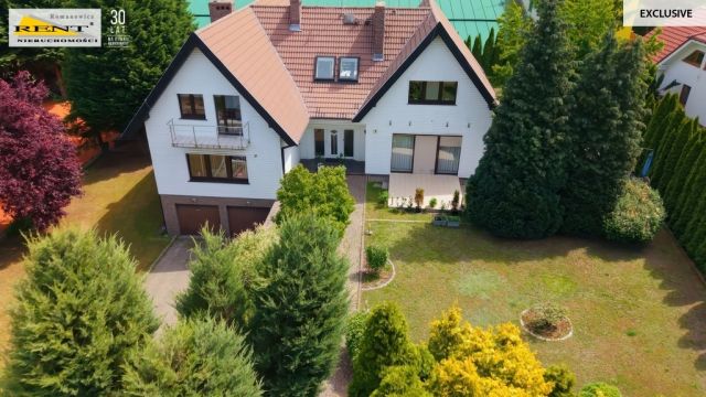 dom wolnostojący, 9 pokoi Szczecin, ul. Jałtańska. Zdjęcie 2