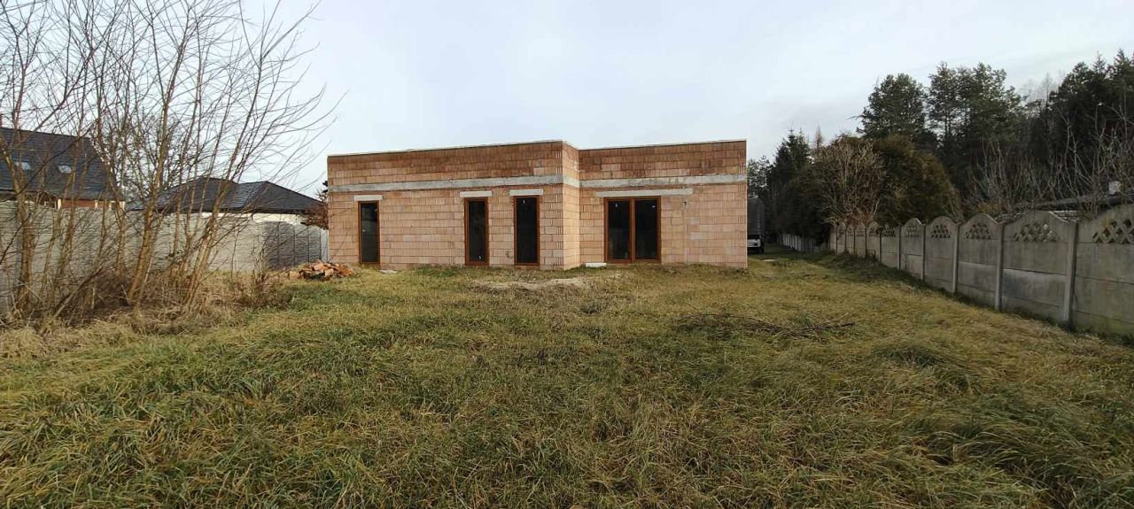 dom wolnostojący, 4 pokoje Księstwo, Brak. Zdjęcie 2