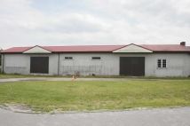 Hala/magazyn Kurów. Zdjęcie 2