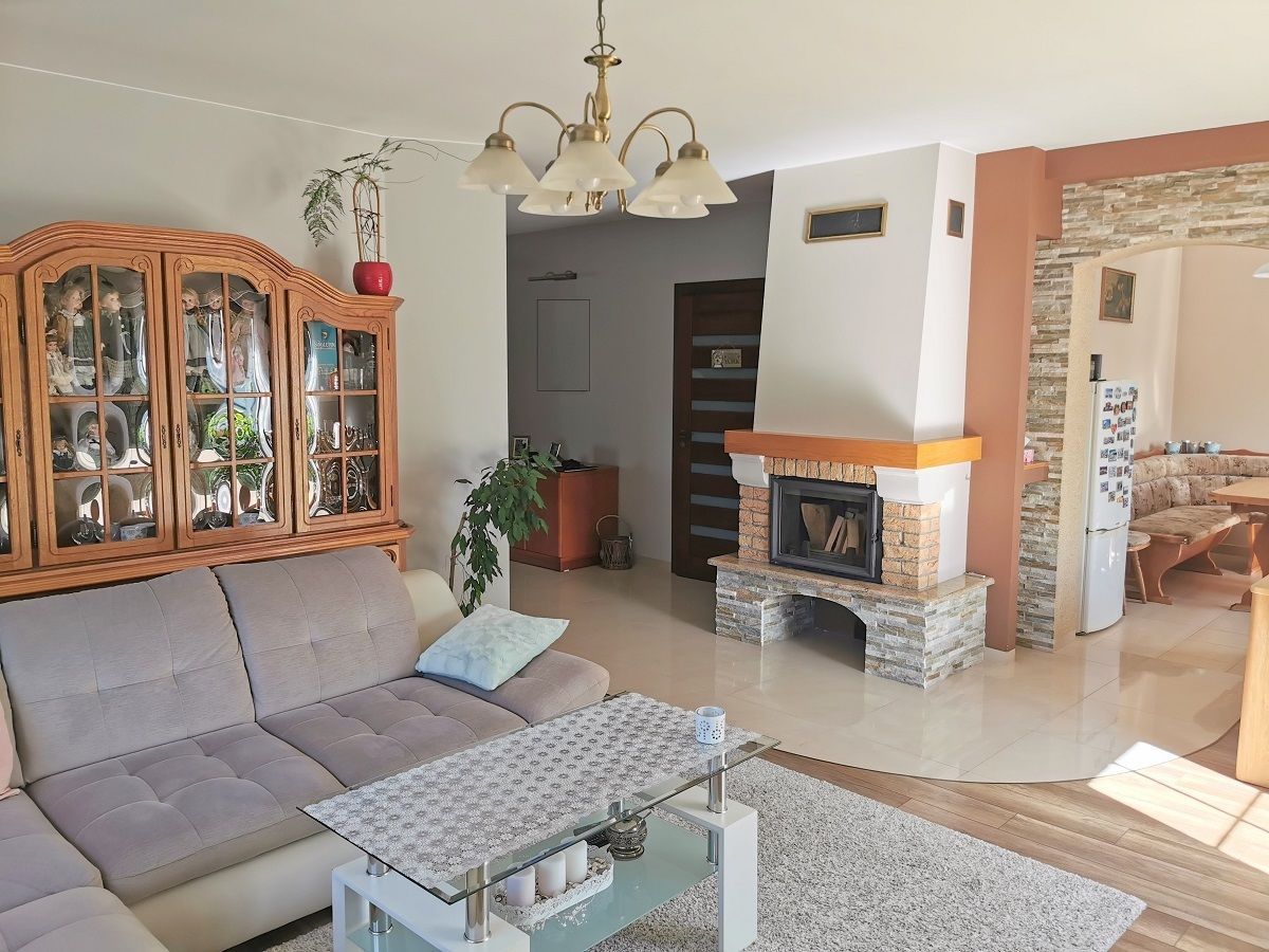 dom wolnostojący, 8 pokoi Witaszyce, ul. Szkolna. Zdjęcie 7