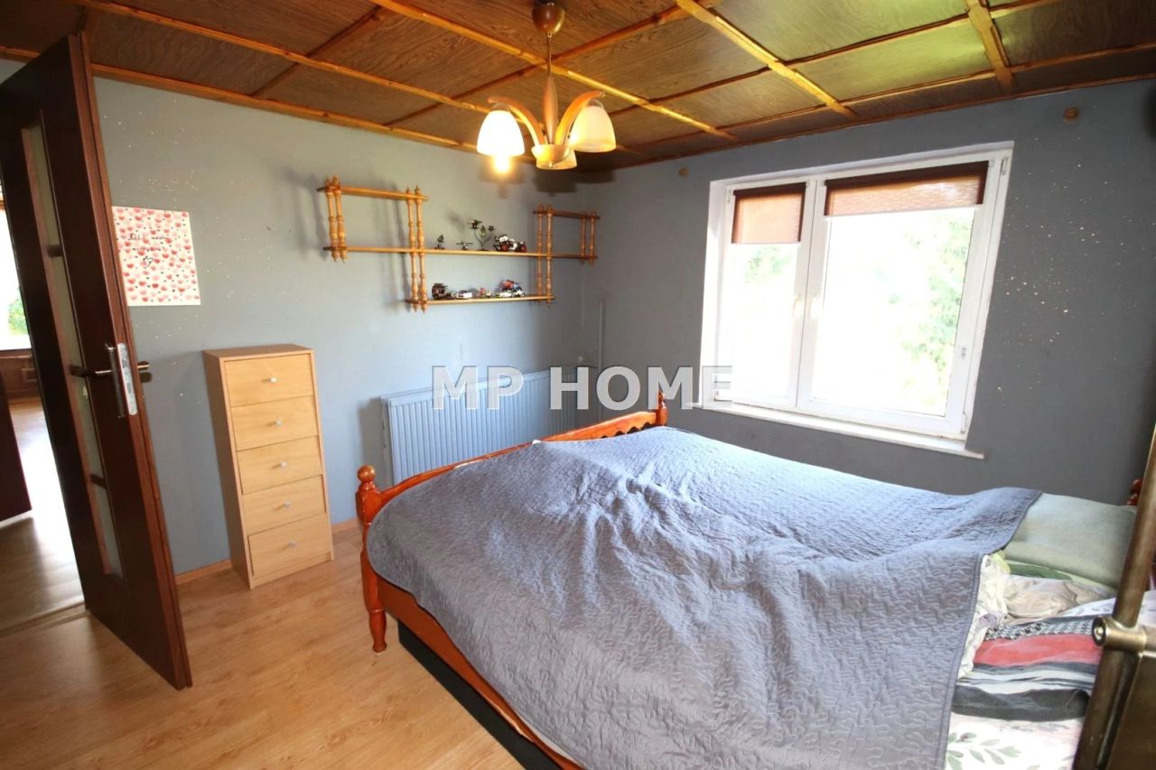 dom wolnostojący, 5 pokoi Bronów. Zdjęcie 15