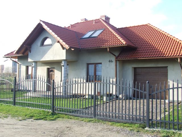 dom wolnostojący, 4 pokoje Jędrzejów, ul. Adolfa Dygasińskiego. Zdjęcie 1