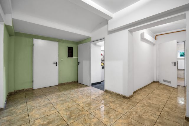 dom wolnostojący, 8 pokoi Kalisz, ul. Żwirki i Wigury. Zdjęcie 17