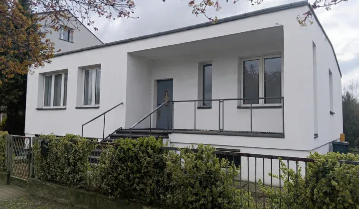 dom wolnostojący, 4 pokoje Puławy Włostowice, ul. Lucjana Kaznowskiego
