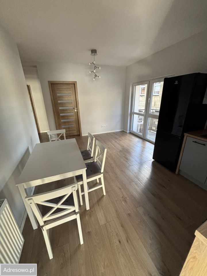 Mieszkanie 3-pokojowe Leszno, ul. Henryka Sienkiewicza