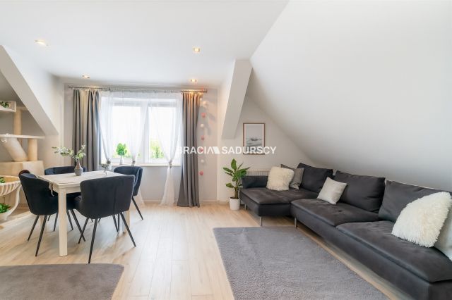 dom wolnostojący, 5 pokoi Kraków Podgórze, ul. Poronińska. Zdjęcie 7