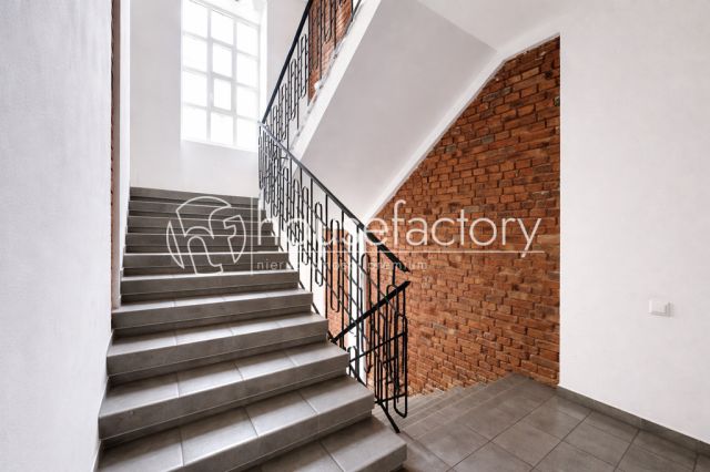 Mieszkanie 11-pokojowe Łódź, ul. Piotrkowska. Zdjęcie 8