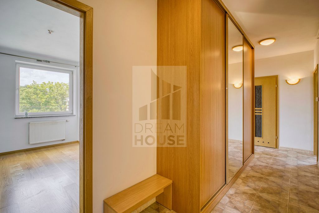 Mieszkanie 4-pokojowe Święta Katarzyna, ul. Polna. Zdjęcie 7