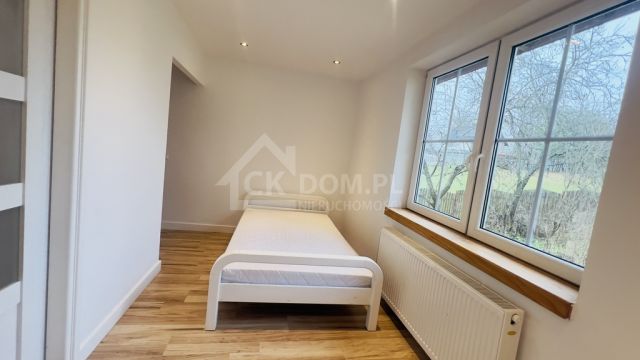 dom wolnostojący, 1 pokój Pliskowola. Zdjęcie 14