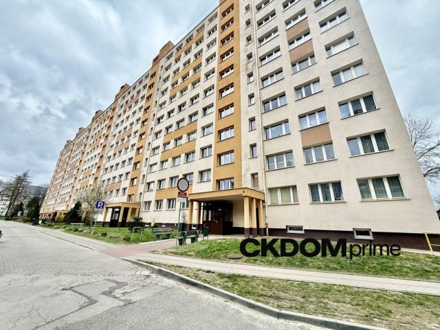 Mieszkanie 3-pokojowe Kielce, ul. Nowowiejska. Zdjęcie 1