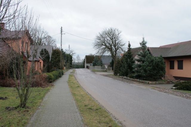 dom wolnostojący, 4 pokoje Tucze. Zdjęcie 1
