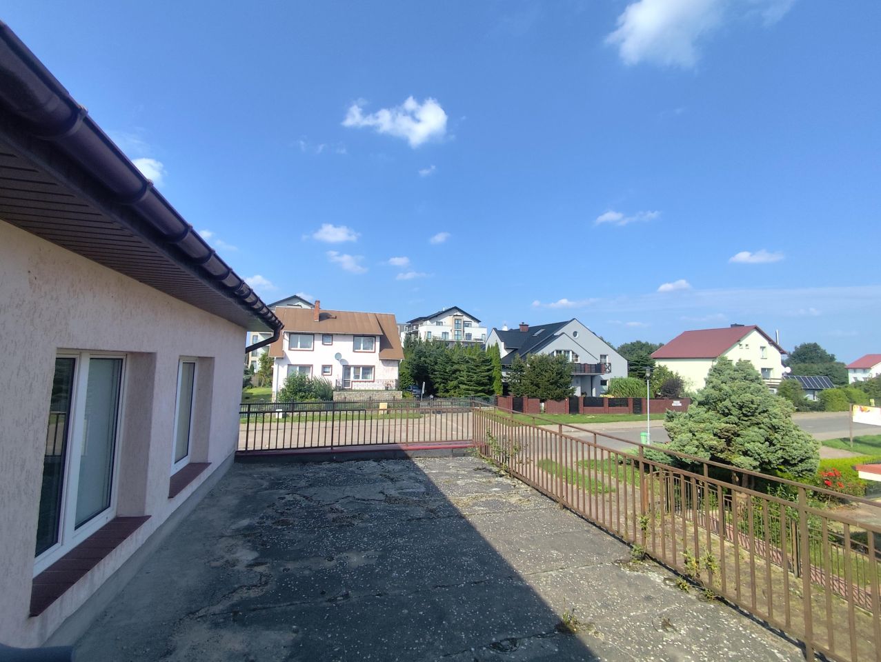 dom wolnostojący, 19 pokoi Sianożęty, ul. Kwiatowa. Zdjęcie 6