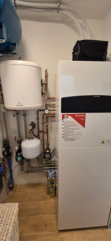 dom wolnostojący, 4 pokoje Łoś. Zdjęcie 15