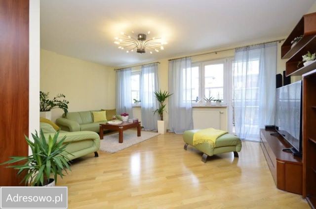 Mieszkanie 3-pokojowe Kielce Baranówek, ul. Obrońców Westerplatte. Zdjęcie 1