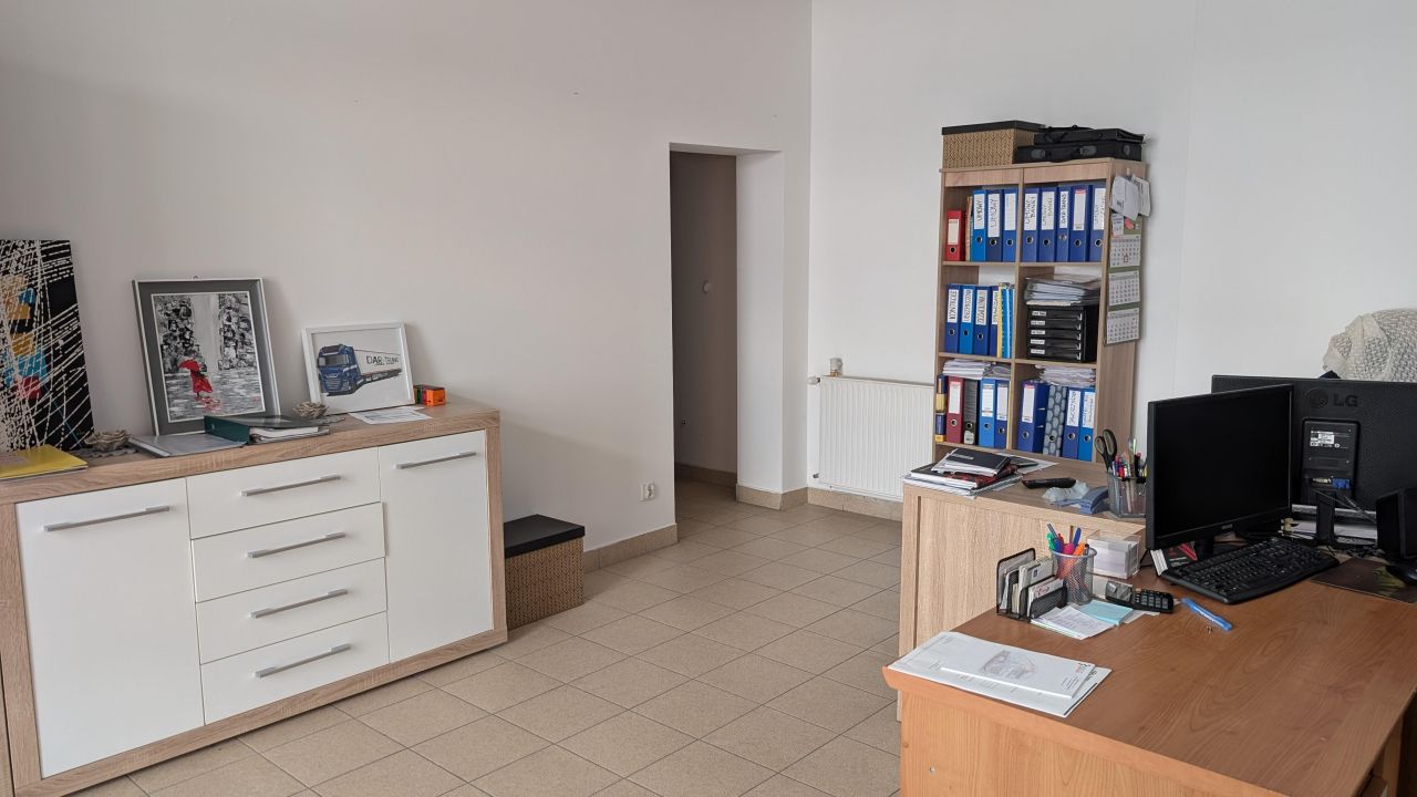 Nieruchomość komercyjna Legnica Piekary Wielkie, ul. Izerska. Zdjęcie 6