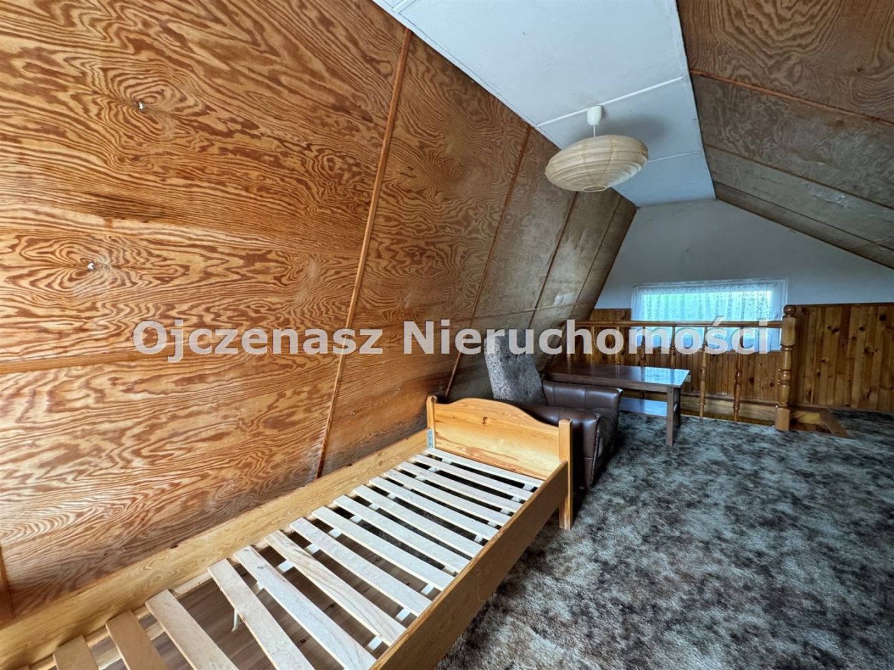 dom Wierzchucinek. Zdjęcie 9