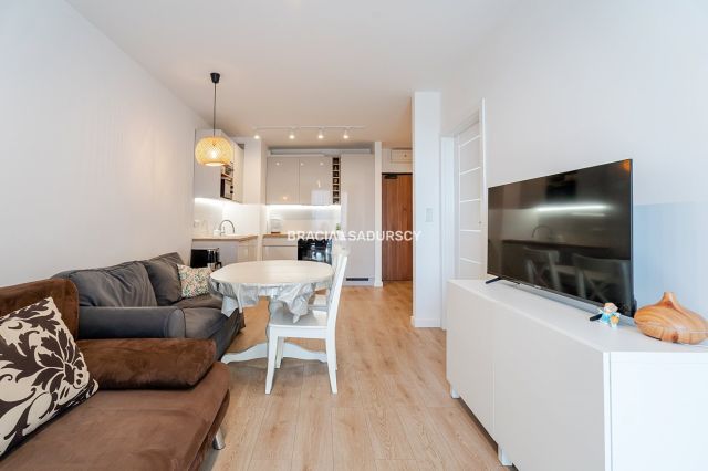 Mieszkanie 2-pokojowe Kraków Prądnik Czerwony, ul. płk. pil. Stefana Łaszkiewicza. Zdjęcie 2