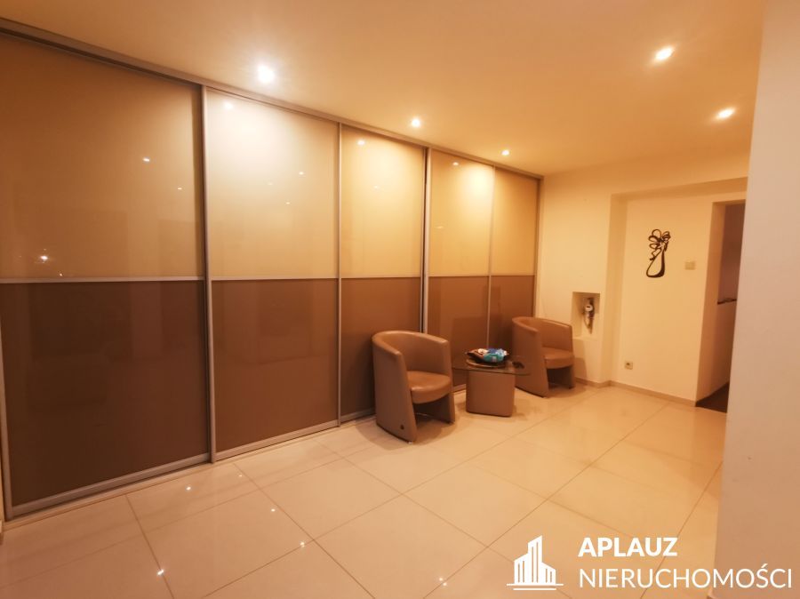 Mieszkanie 3-pokojowe Jelenia Góra Centrum. Zdjęcie 12