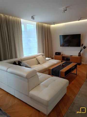 Mieszkanie 3-pokojowe Ustroń Jaszowiec, ul. Staffa. Zdjęcie 1