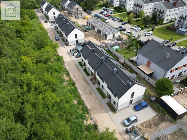 dom szeregowy, 4 pokoje Komorniki. Zdjęcie 3