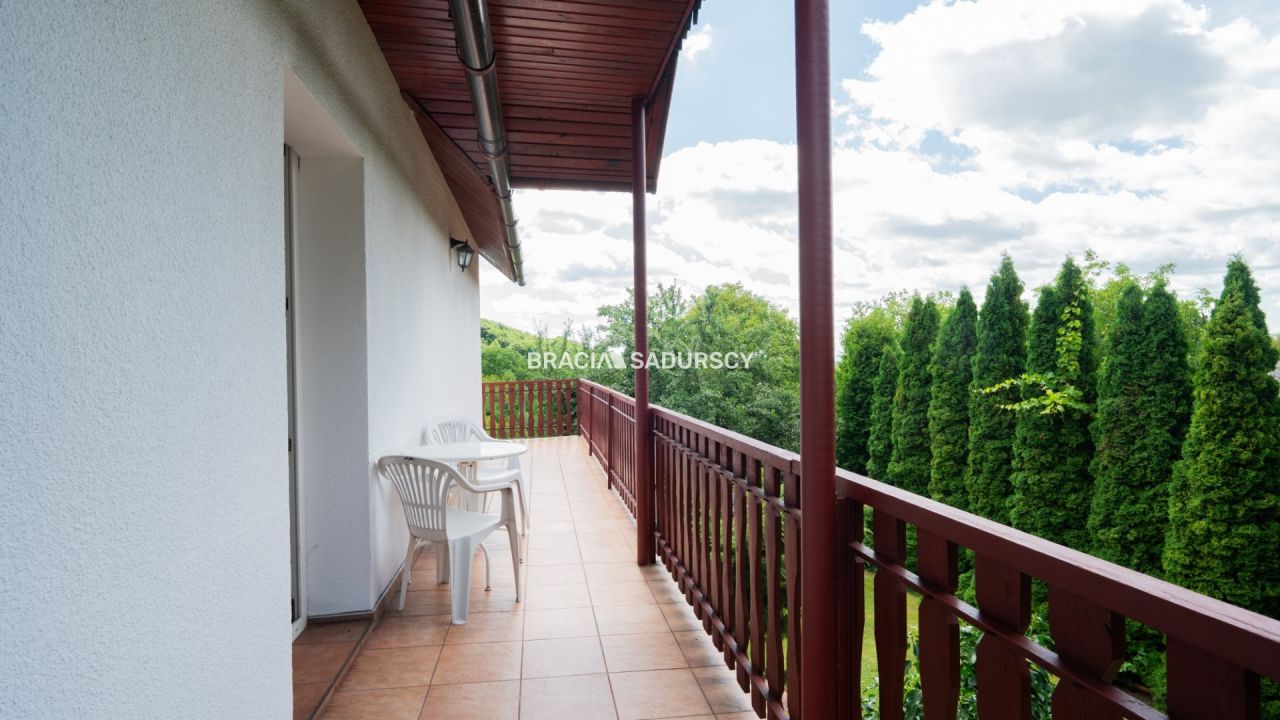 dom wolnostojący, 10 pokoi Łazy. Zdjęcie 26