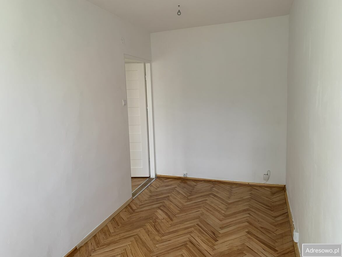 Mieszkanie 4-pokojowe Skierniewice, ul. Mikołaja Kopernika. Zdjęcie 2