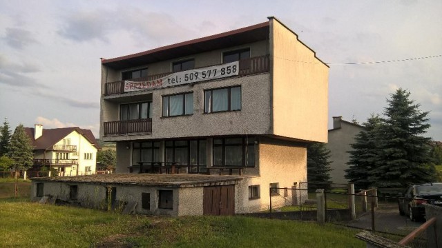 dom wolnostojący, 5 pokoi Przemyśl Zasanie. Zdjęcie 1