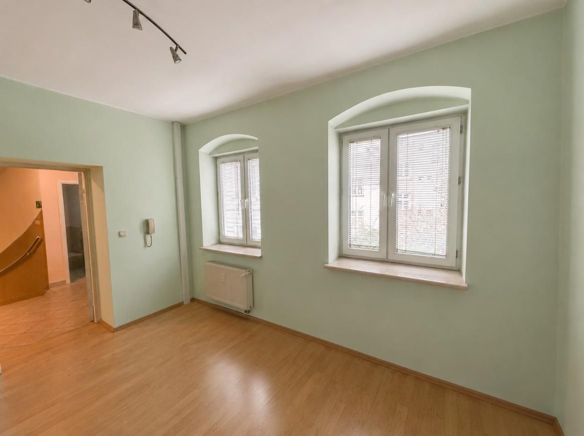 Lokal Bielsko-Biała, ul. Adama Mickiewicza. Zdjęcie 5