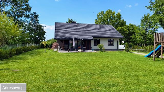 dom wolnostojący, 5 pokoi Starogród. Zdjęcie 1