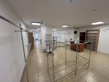 Lokal Świebodzice, ul. Henryka Sienkiewicza. Zdjęcie 3