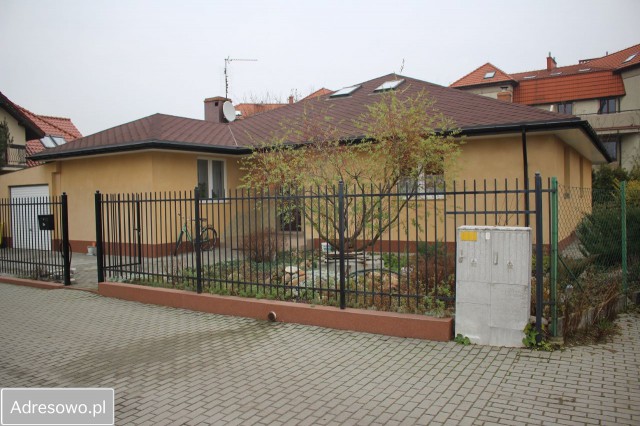 dom wolnostojący, 3 pokoje Bielany Wrocławskie, ul. Świerkowa. Zdjęcie 1