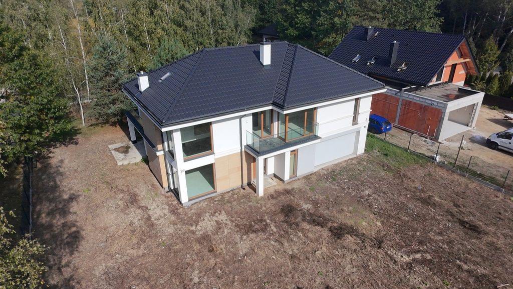 dom wolnostojący, 5 pokoi Złotokłos. Zdjęcie 13