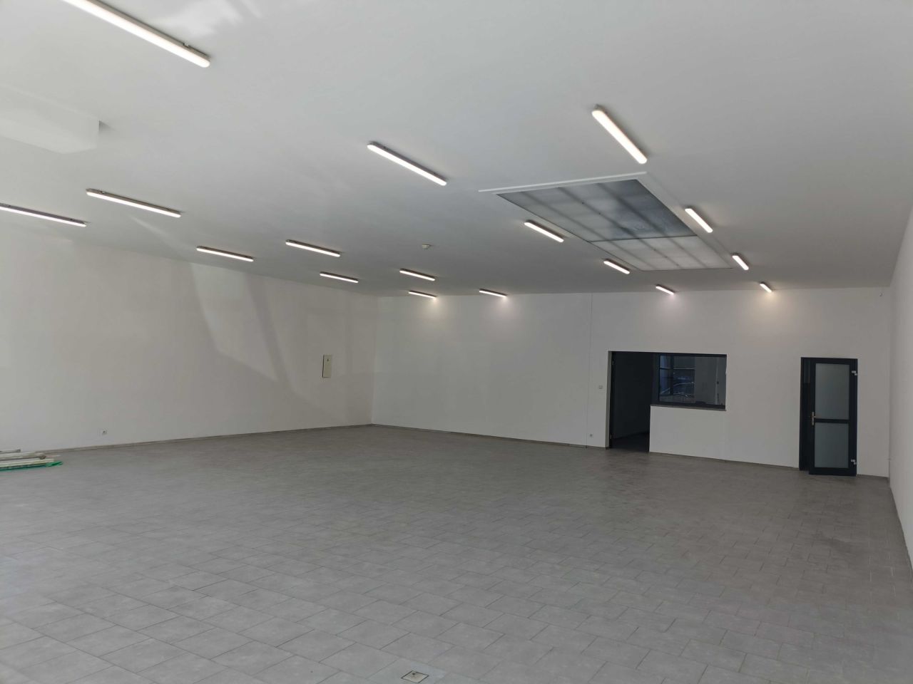 Lokal Strzelin, ul. Fabryczna. Zdjęcie 2