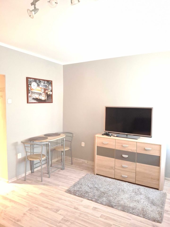 Mieszkanie 1-pokojowe Kędzierzyn-Koźle, ul. Pionierów. Zdjęcie 3