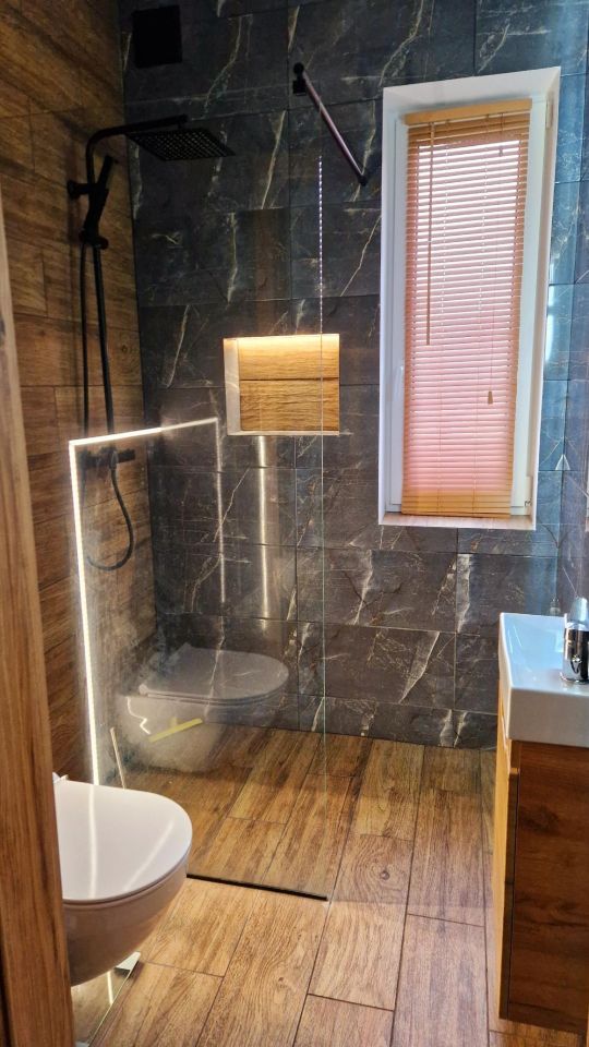 bliźniak, 5 pokoi Mostówka. Zdjęcie 17