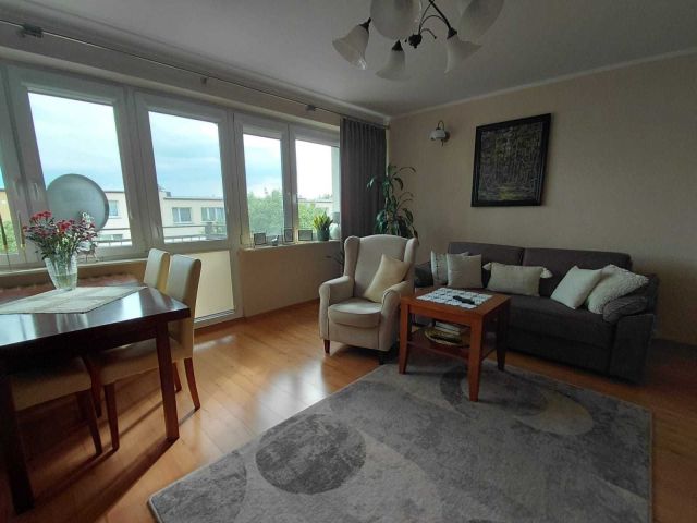 Mieszkanie 3-pokojowe Łomża, ul. Władysława Stanisława Reymonta. Zdjęcie 1