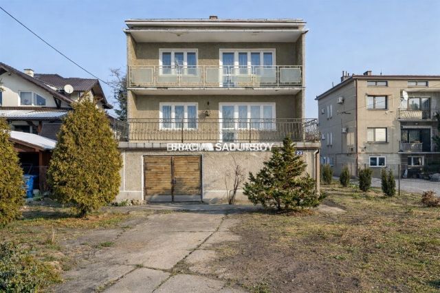 dom wolnostojący, 6 pokoi Niepołomice, ul. Droga Królewska. Zdjęcie 1