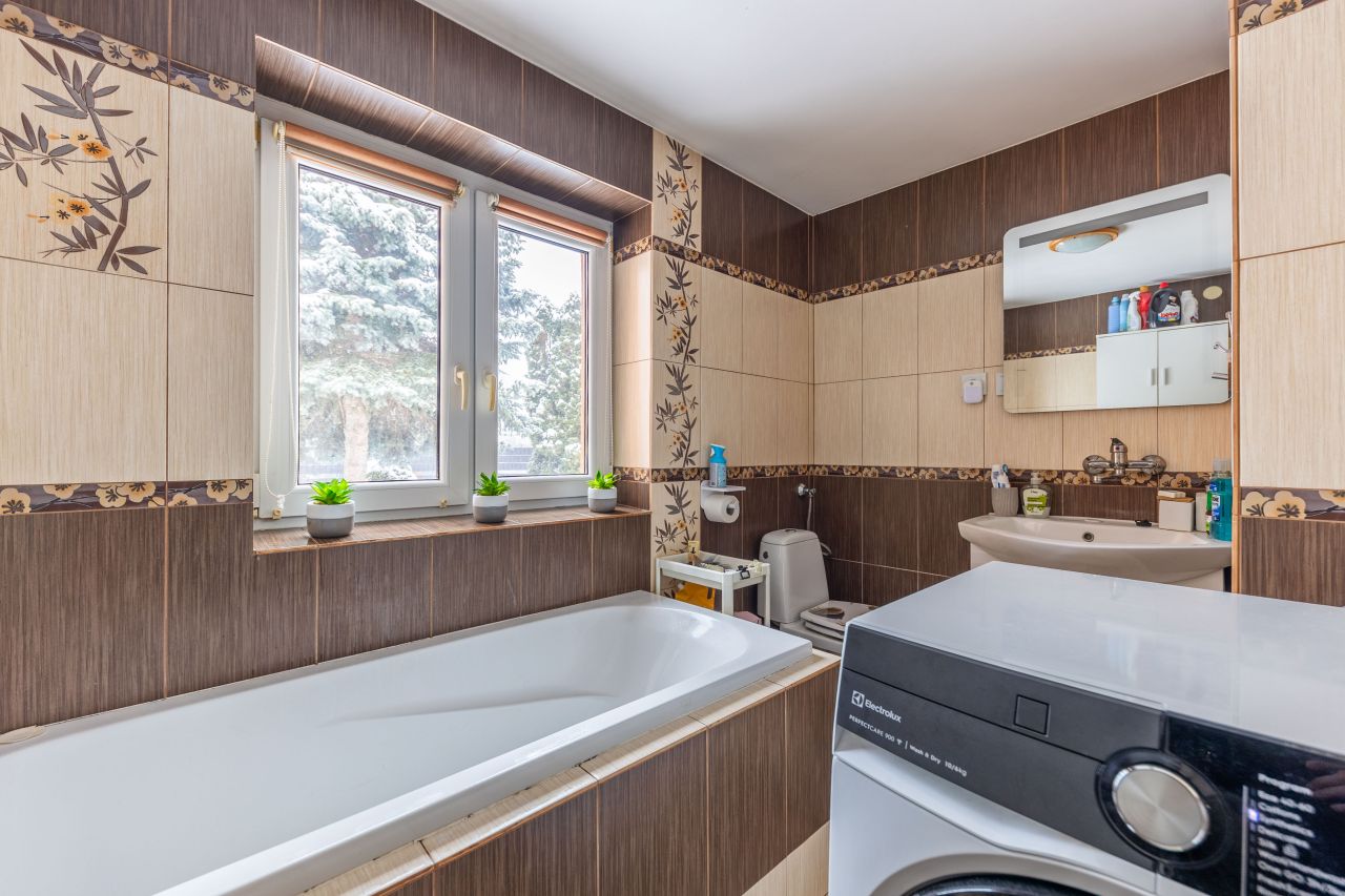 dom wolnostojący, 6 pokoi Dosin, ul. Borówkowa. Zdjęcie 9