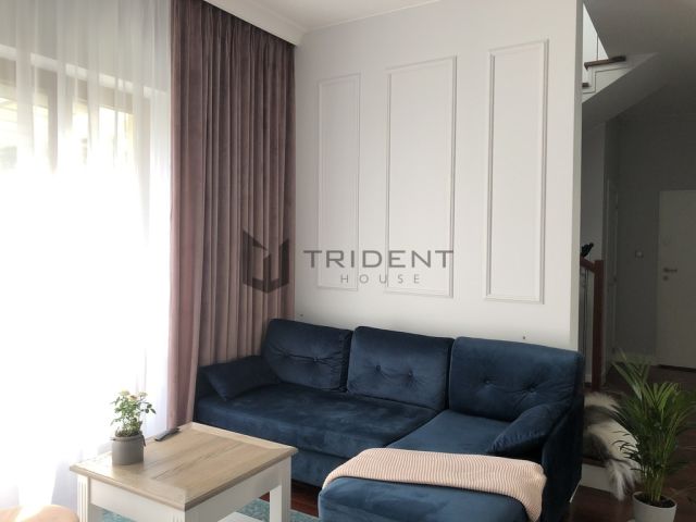 dom szeregowy, 5 pokoi Piaseczno. Zdjęcie 1