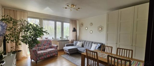 Mieszkanie 3-pokojowe Warszawa Bemowo, ul. Gołuchowska. Zdjęcie 1