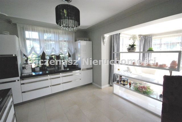 dom wolnostojący, 5 pokoi Niwy. Zdjęcie 3