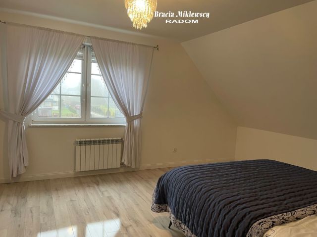 dom wolnostojący, 5 pokoi Radom Długojów Górny, ul. Malenicka. Zdjęcie 11